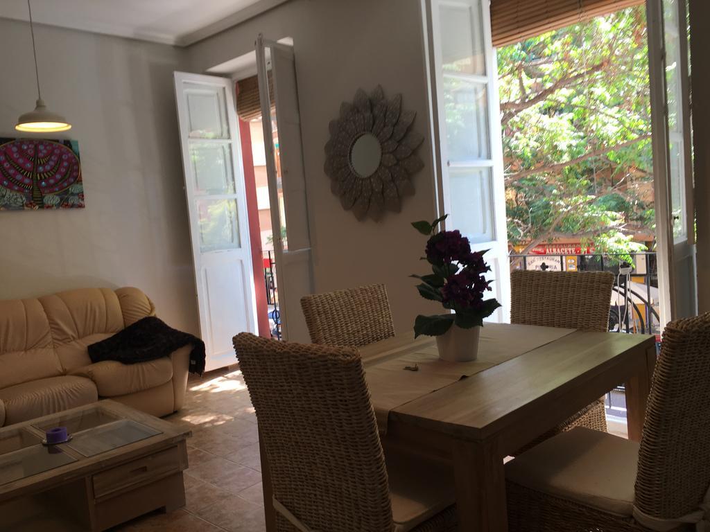 Travel Habitat Plaza De Espana Valencia Ngoại thất bức ảnh